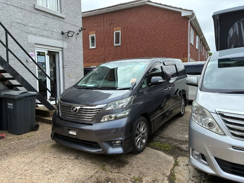 2010 Toyota Vellfire 2.4Z Platinum Selection 2 LOW MILES Petrol Automatic Air Conditioning, CRUISE CONTROL
