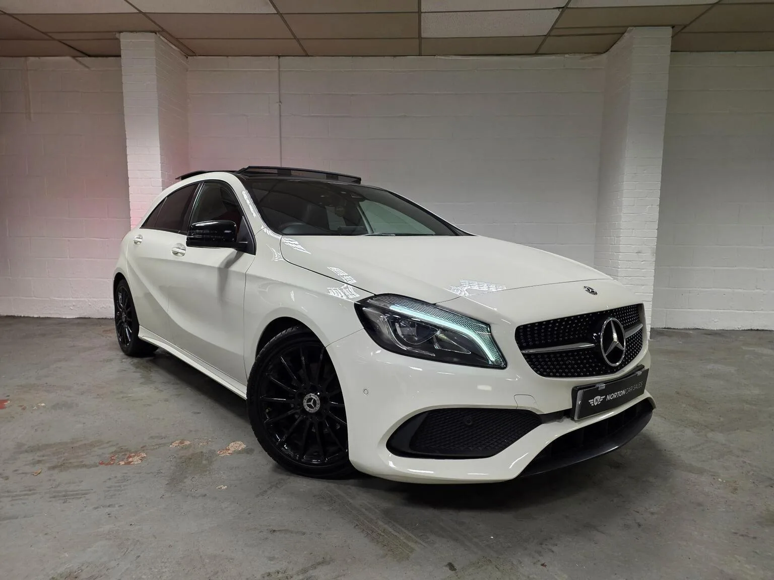 2017 Mercedes-Benz A Class 2.1 A200d AMG Line (Premium Plus) 7G-DCT Euro 6 (s/s) 5dr