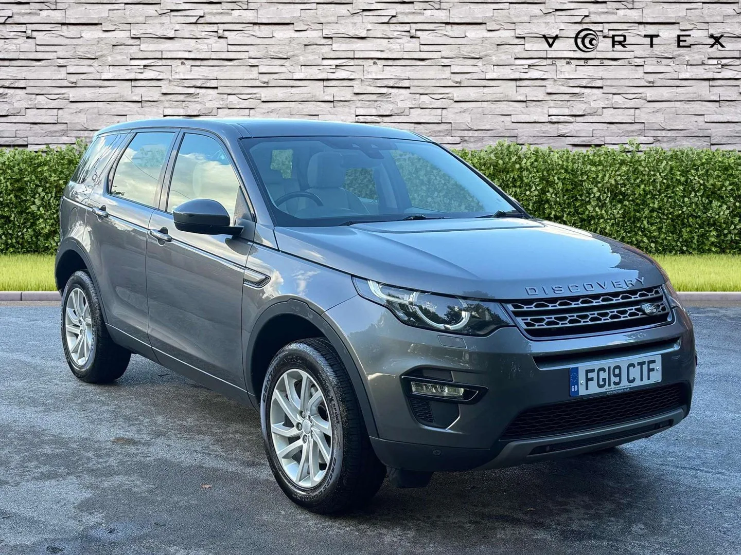 2019 Land Rover Discovery Sport 2.0 Discovery Sport SE Tech TD4 Auto 4WD 5dr