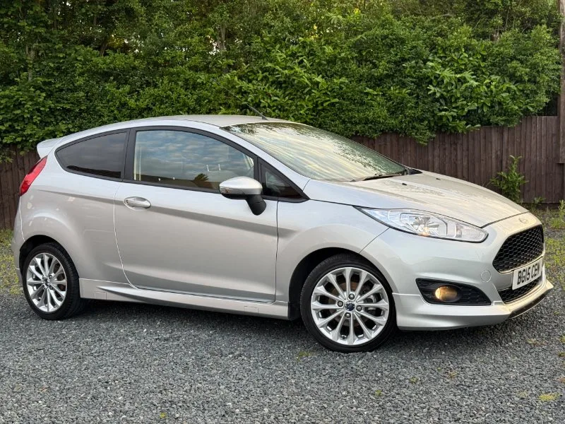 2015 Ford Fiesta 1.0T EcoBoost Zetec S Hatchback 3dr Petrol Manual Euro 6 (s/s) (125 ps)