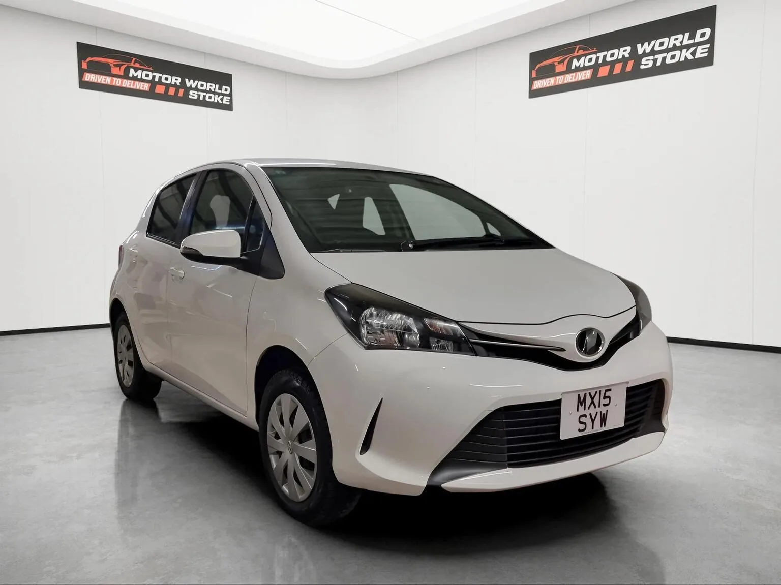 2015 Toyota Yaris 1.33 Dual VVT-i Icon Multidrive S Euro 5 5dr Euro 5