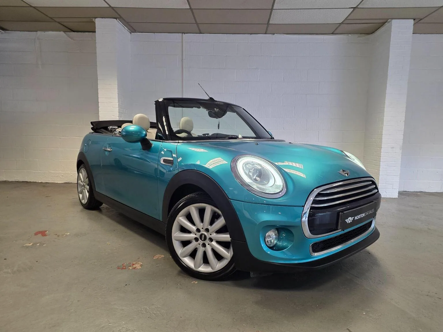 2016 MINI Convertible 1.5 Cooper Euro 6 (s/s) 2dr