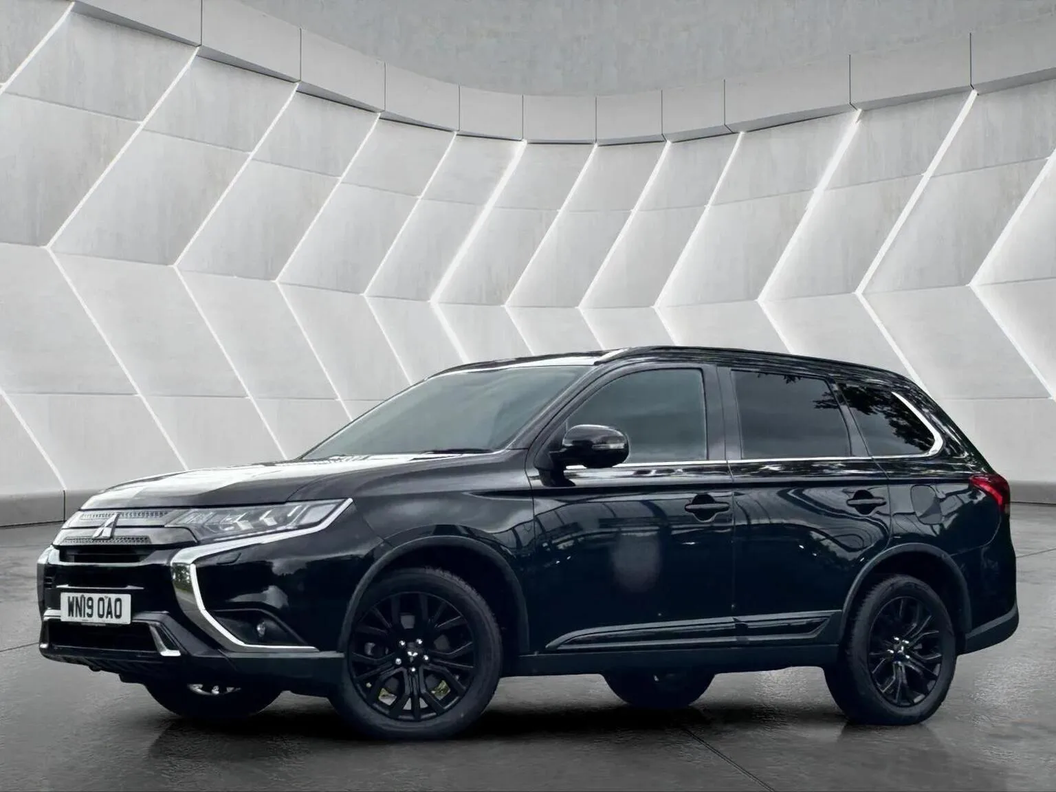 2019 Mitsubishi Outlander 2.0 MIVEC Black CVT 4WD Euro 6 (s/s) 5dr