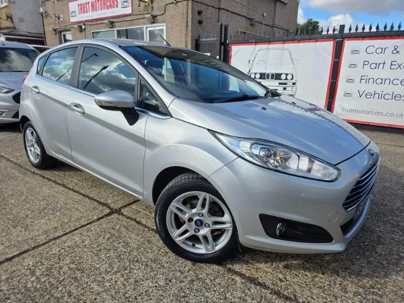 2013 Ford Fiesta 1.0T EcoBoost Zetec Euro 5 (s/s) 5dr