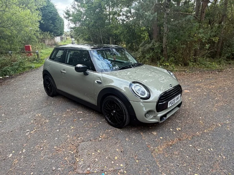 2020 MINI Hatch 1.5 Cooper Classic Hatchback 3dr Petrol Manual Euro 6 (s/s) (136 ps)