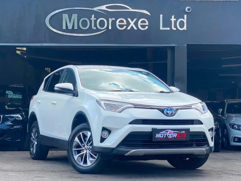 2017 Toyota RAV4 2.5 VVT-h Business Edition Plus CVT Euro 6 (s/s) 5dr (Safety Sense, Nav)