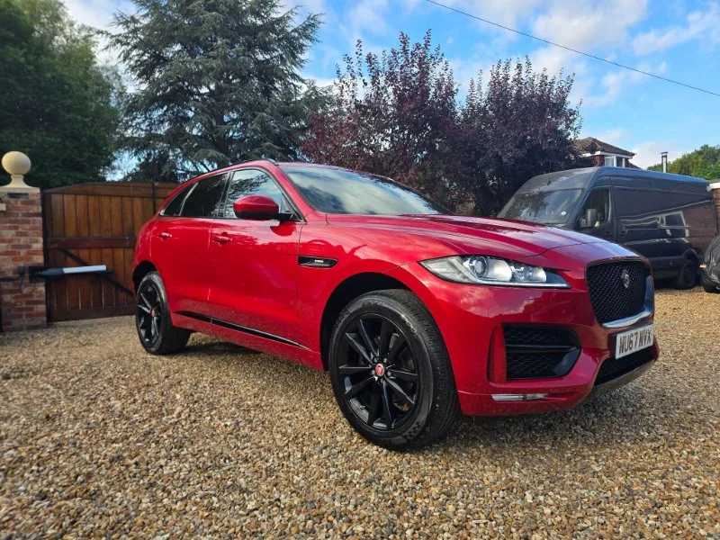 2018 Jaguar F-Pace 2.0 P250i R-Sport Auto AWD Euro 6 (s/s) 5dr