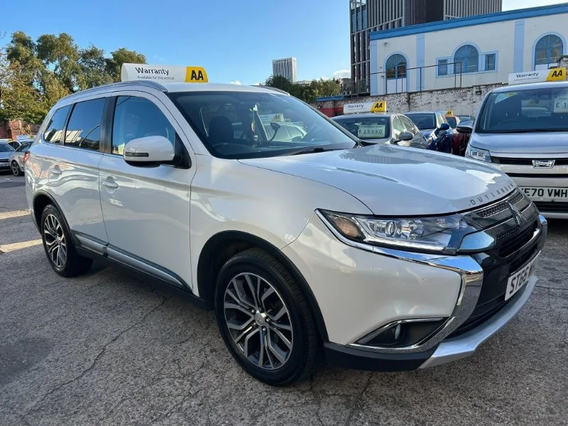2016 Mitsubishi Outlander 2.2 DI-D GX3 Auto 4WD Euro 6 5dr