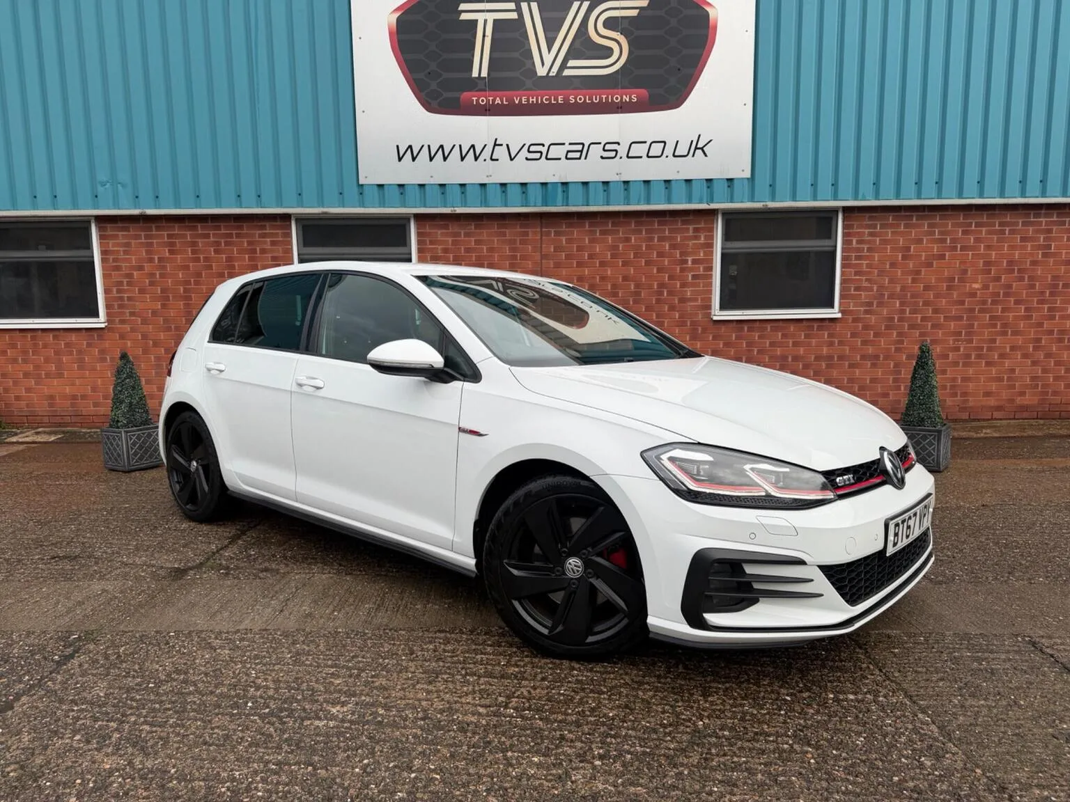 2017 Volkswagen Golf 2.0 TSI GTI DSG Euro 6 (s/s) 5dr