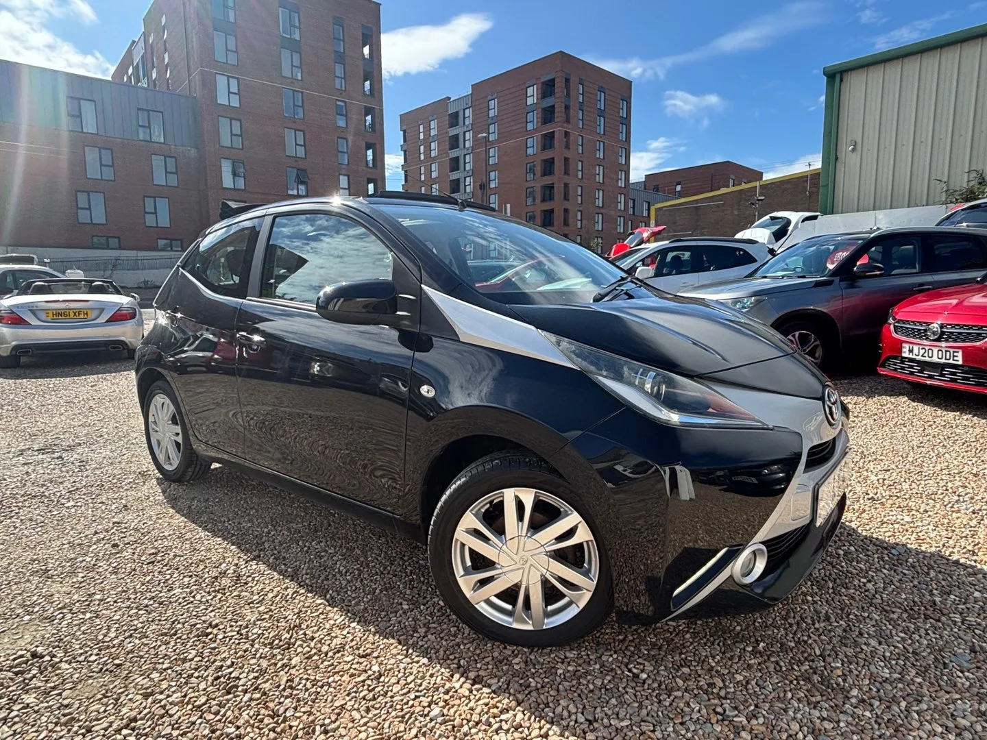 2016 Toyota Aygo VVT-I X-PRESSION..X WAVE..CABRIOLET..LIMITED EDITION.. 8 SERVICES..£20 TAX