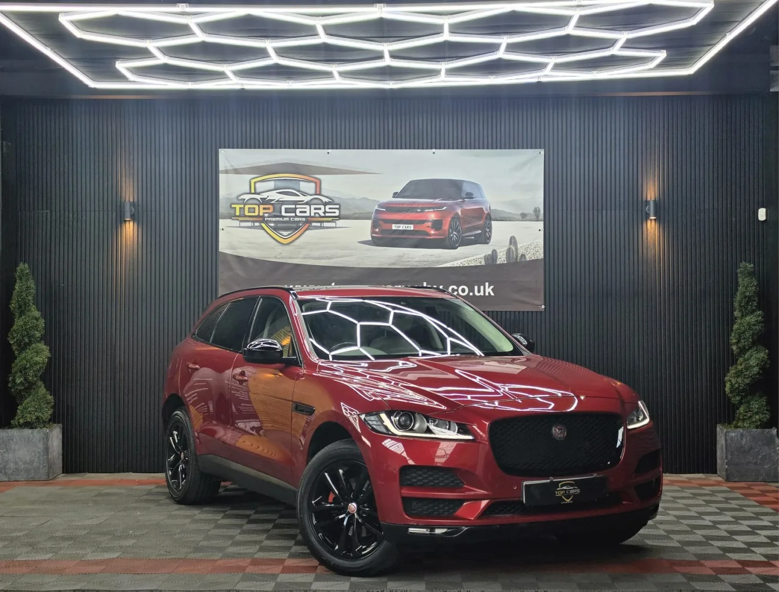 2018 Jaguar F-Pace 2.0 D240 Portfolio