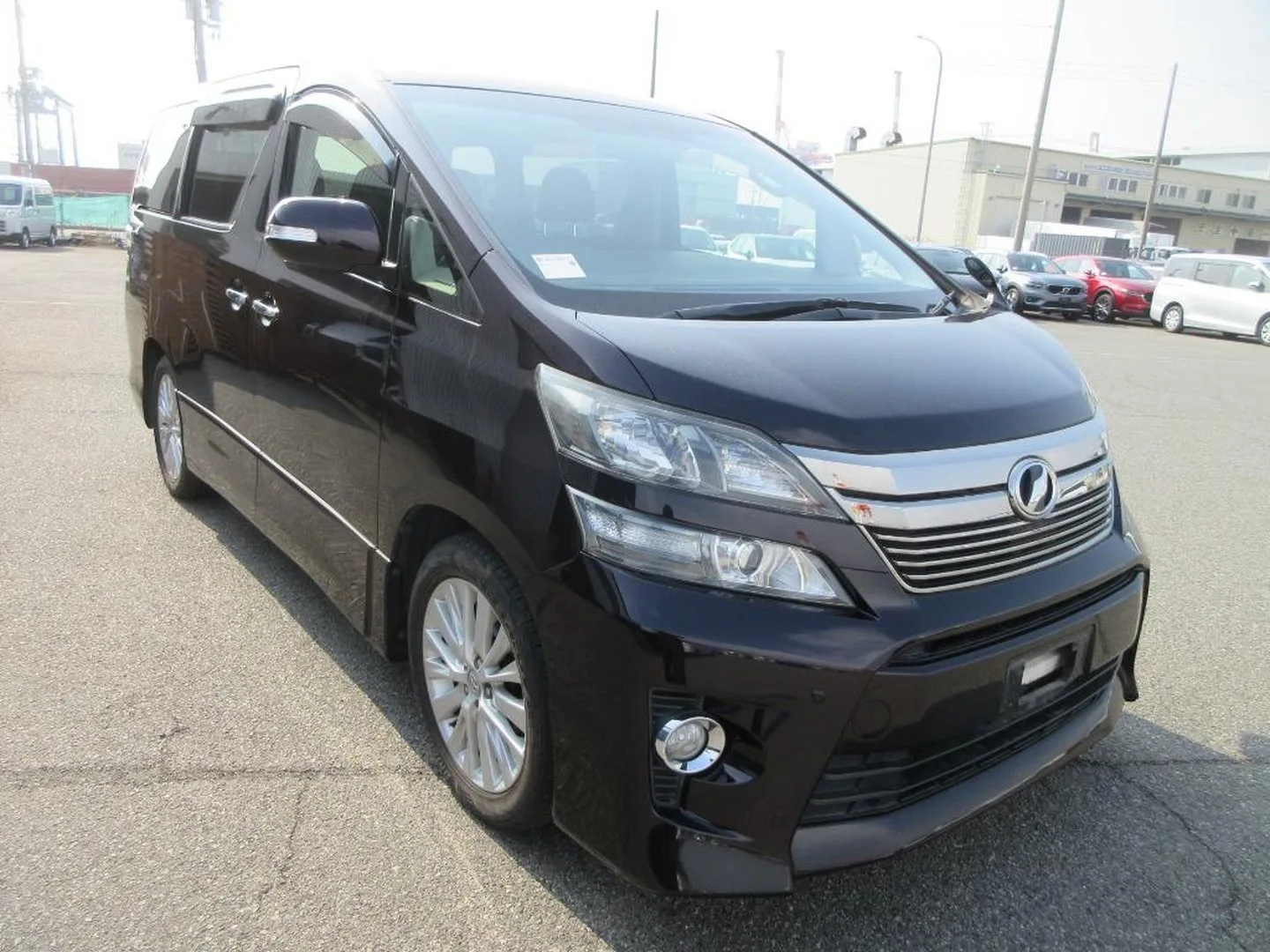 2013 Toyota Vellfire 2.4 Z + 7 Seats