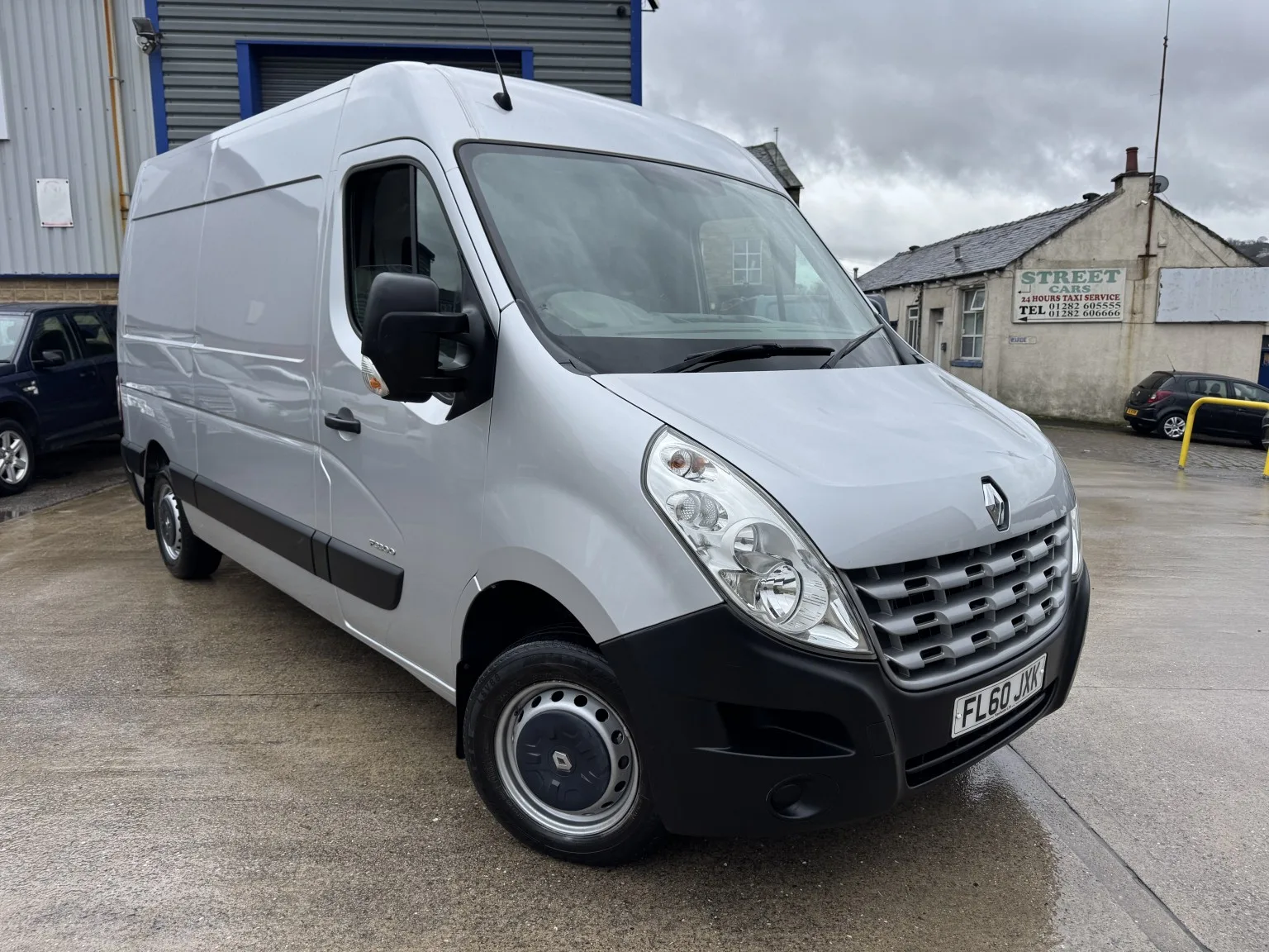 2010 Renault Master 2.3 dCi 33