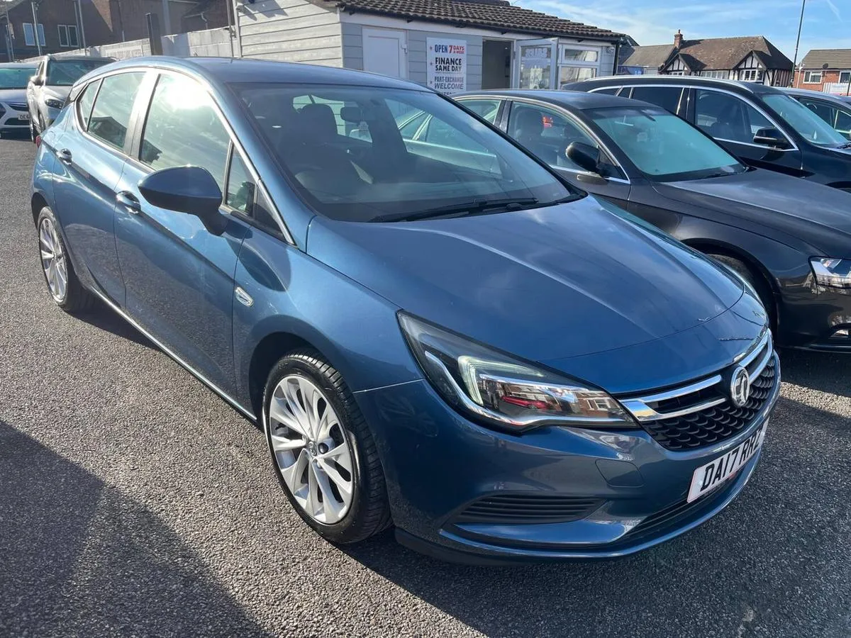 2017 Vauxhall Astra 1.0T 12V ecoFLEX Tech Line 5dr