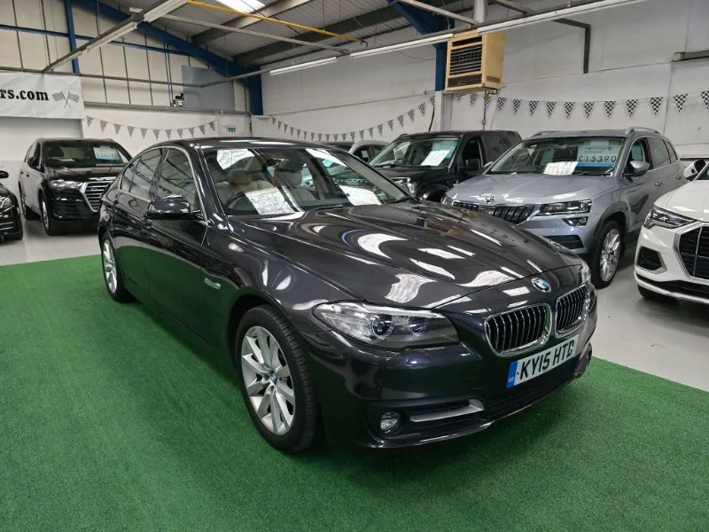2015 BMW 5 Series 2.0 520d SE Auto Euro 6 (s/s) 4dr