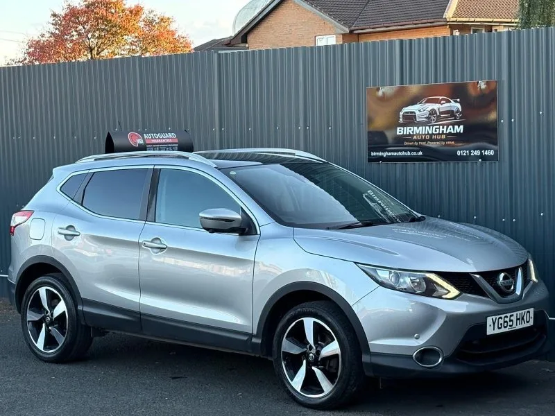 2015 Nissan Qashqai 1.5 dCi n-tecplus 2WD Euro 6 (s/s) 5dr
