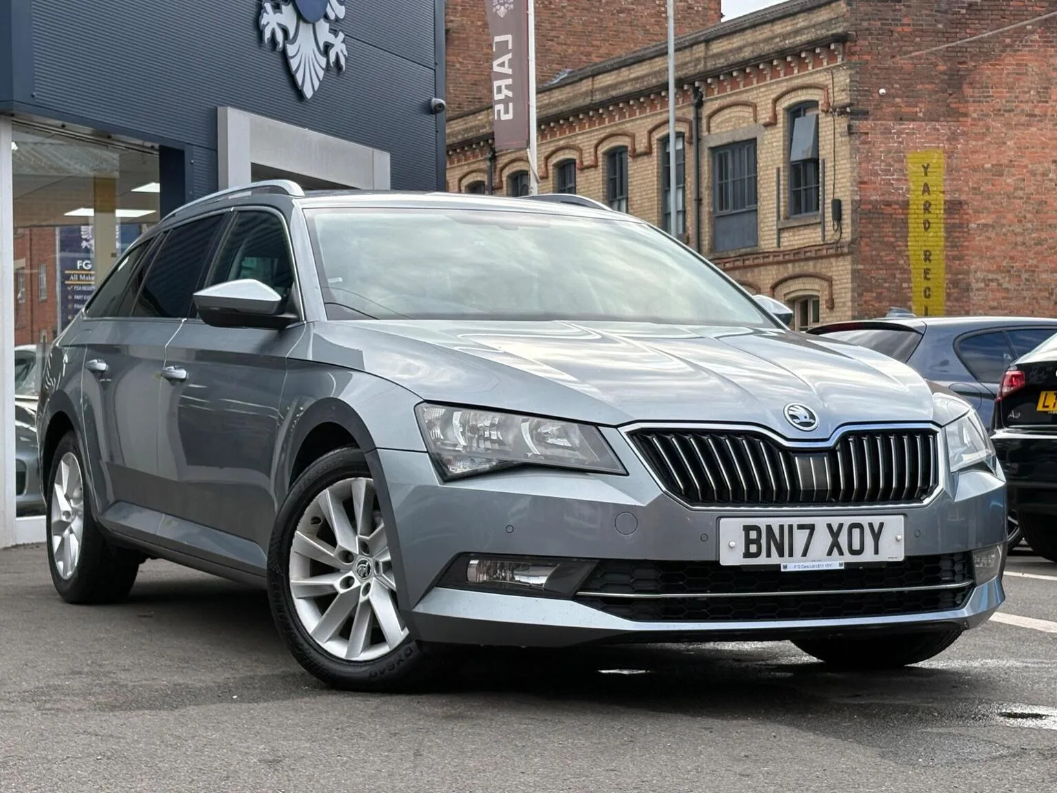 2017 Skoda Superb 2.0 TDI SE Business Euro 6 (s/s) 5dr