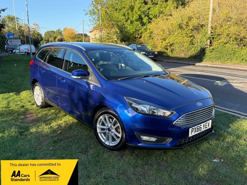 2016 Ford Focus 1.0T EcoBoost Zetec Estate 5dr Petrol Auto Euro 6 (s/s) (125 ps) YES THATS CORRECT 11,000 MILES FROM NEW CATD