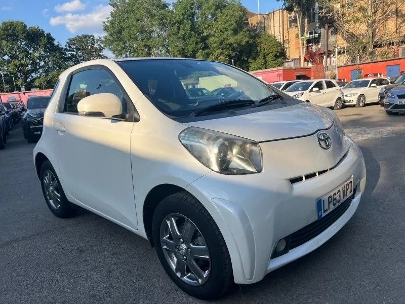 2014 Toyota IQ 1.0 VVT-i 2 Hatchback 3dr Petrol Multidrive Euro 5 (68 ps)