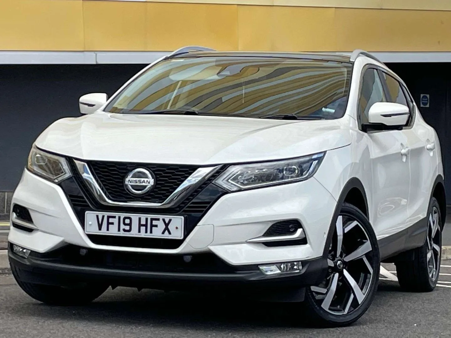 2019 Nissan Qashqai 1.3 DIG-T Tekna SUV 5dr Petrol Manual Euro 6 (s/s) (140 ps)