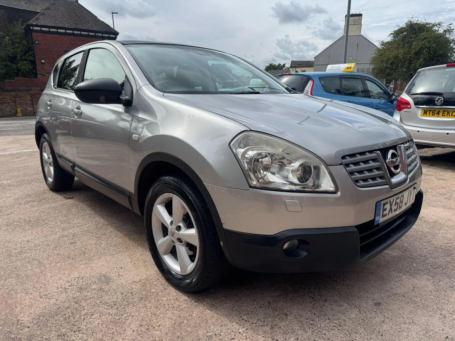 2008 Nissan Qashqai 2.0 Tekna CVT 2WD 5dr