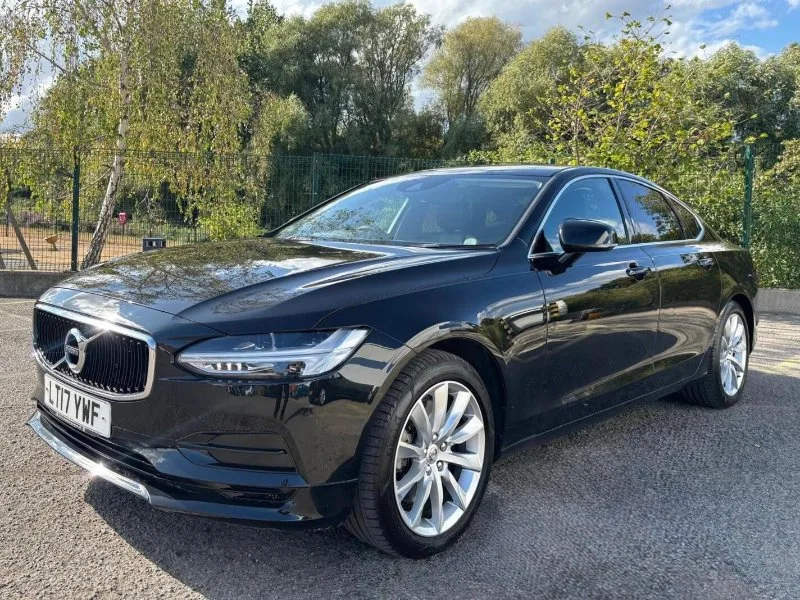 2017 Volvo S90 2.0 D5 PowerPulse Momentum Auto AWD Euro 6 (s/s) 4dr