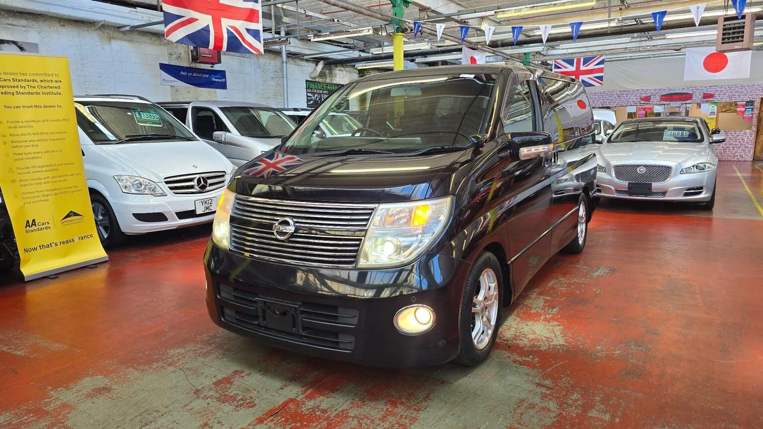 2009 Nissan Elgrand 2.5 Highway Star 360 view Recliners