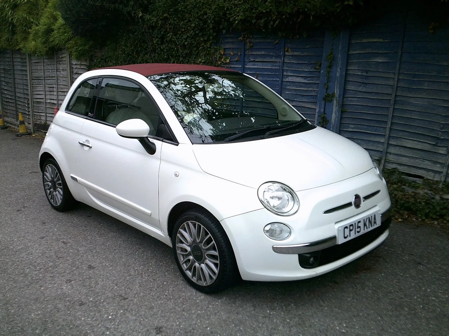 Fiat 500 2015 (15) LOUNGE DUALOGIC ONLY 47,000 MILES FROM NEW