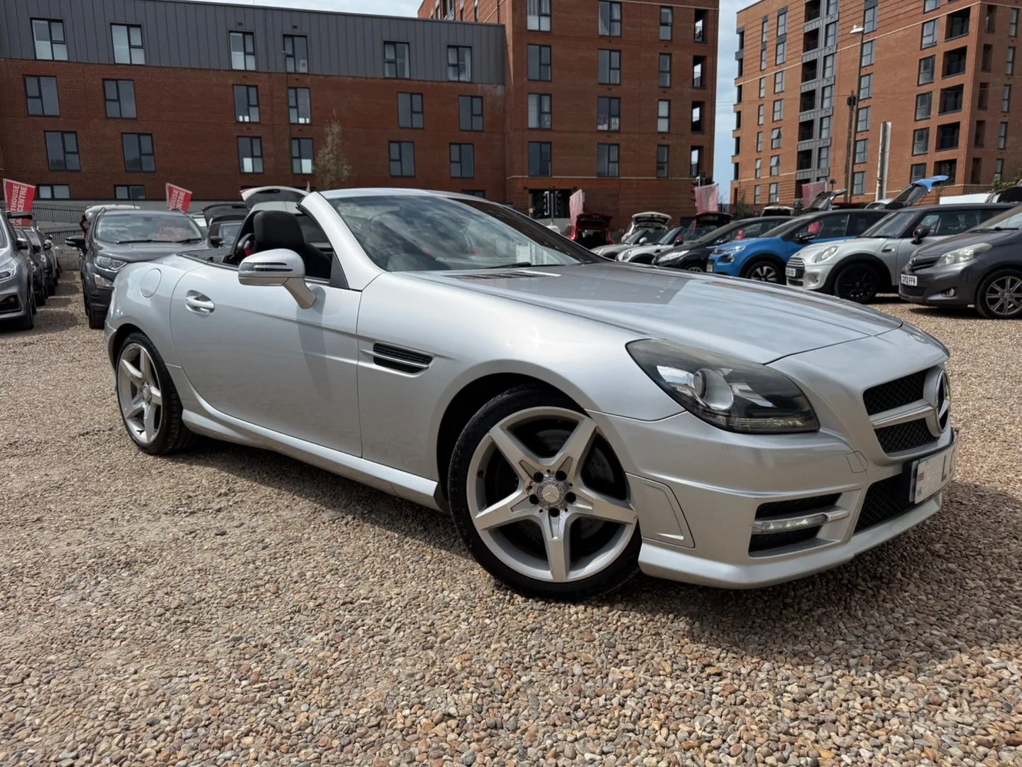 2011 Mercedes-Benz SLK SLK250 BLUEEFFICIENCY AMG SPORT ED 125..11 SERVICES..LAST OWNER 9 YEARS..