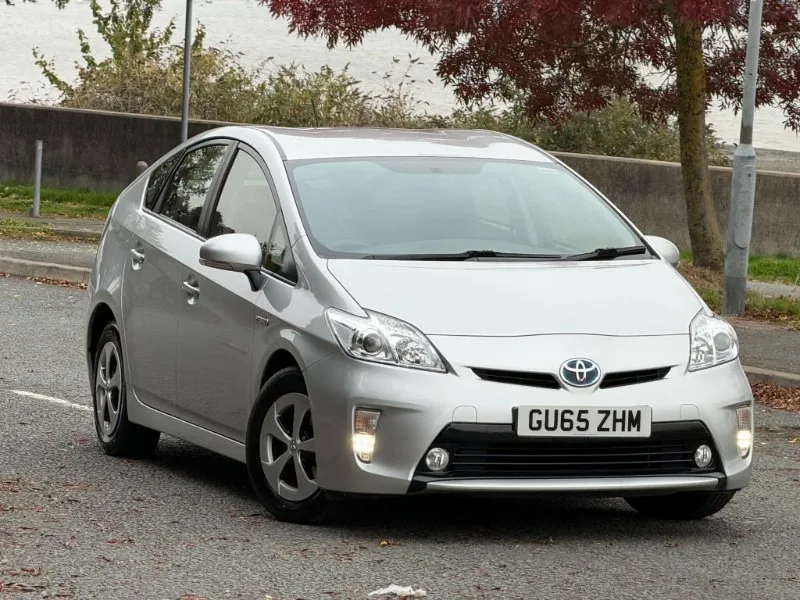 2015 Toyota Prius 1.8 VVT-h T3 Hatchback 5dr Petrol Hybrid CVT Euro 5 (s/s) (136 ps)
