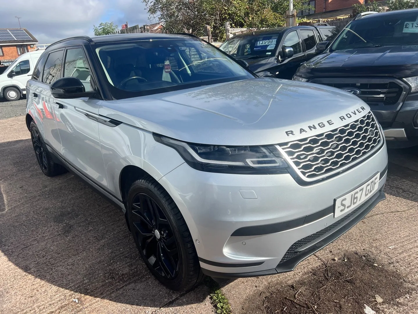 2017 Land Rover Range Rover Velar SE