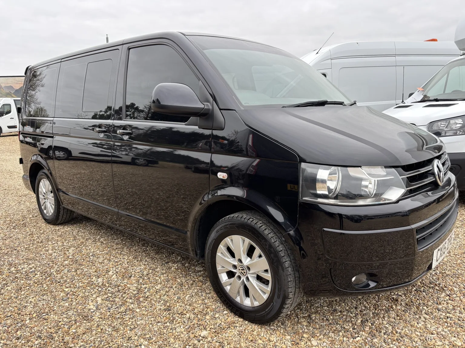 2015 Volkswagen Transporter Shuttle AUTOMATIC DRIVE FROM WHEELCHAIR WAV WITH LIFT 2.0 TD T30 SE