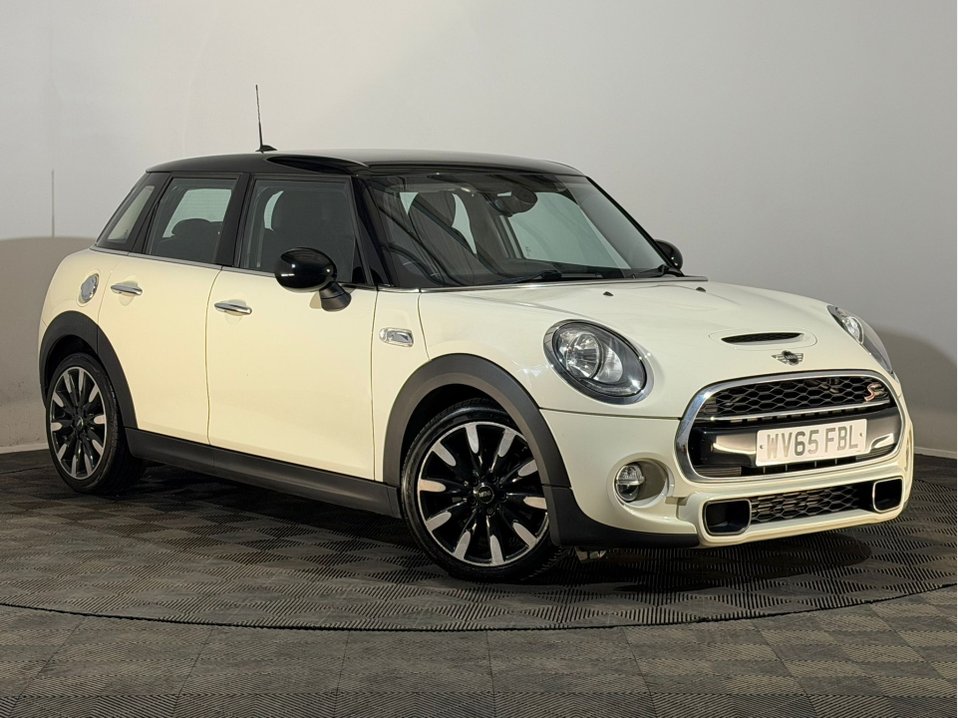2015 Mini Hatch COOPER SD